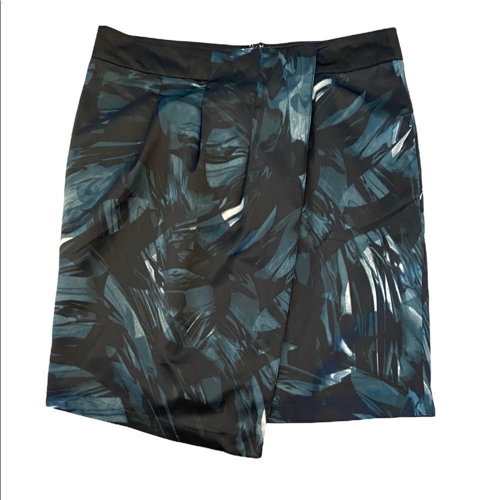 ST-MARTINS Black&Green Satin Patterned Pleated High Knee Length Skirt